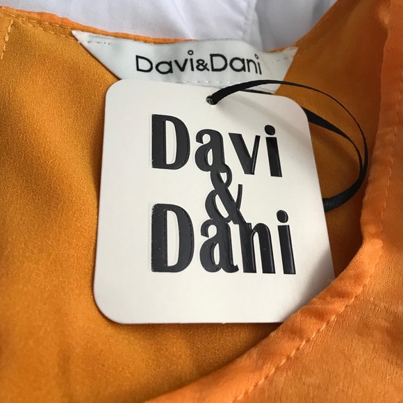 🎊HP🎉Gorgeous Gold dress - Picture 4 of 8